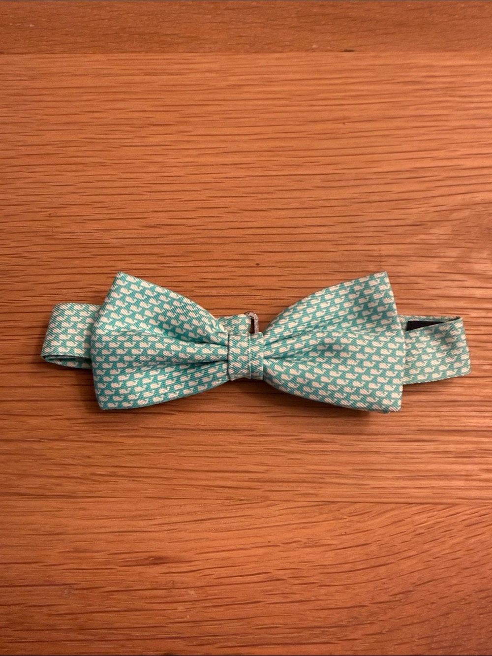 Vineyard Vines Patterned Boy’s Bow Tie
